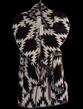 Cardigan Reversible Black And White By Studio Size 3X New With Tags